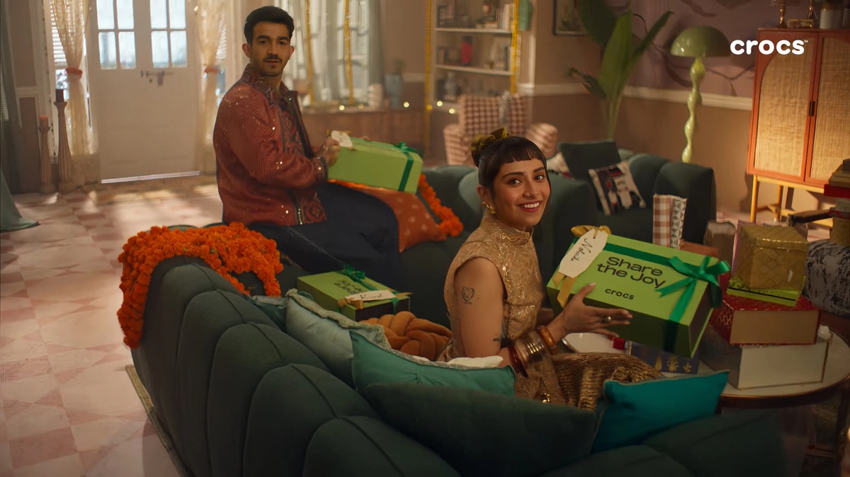 Crocs Launches Festive Campaign ‘Share the Joy’ with Rashmika Mandanna